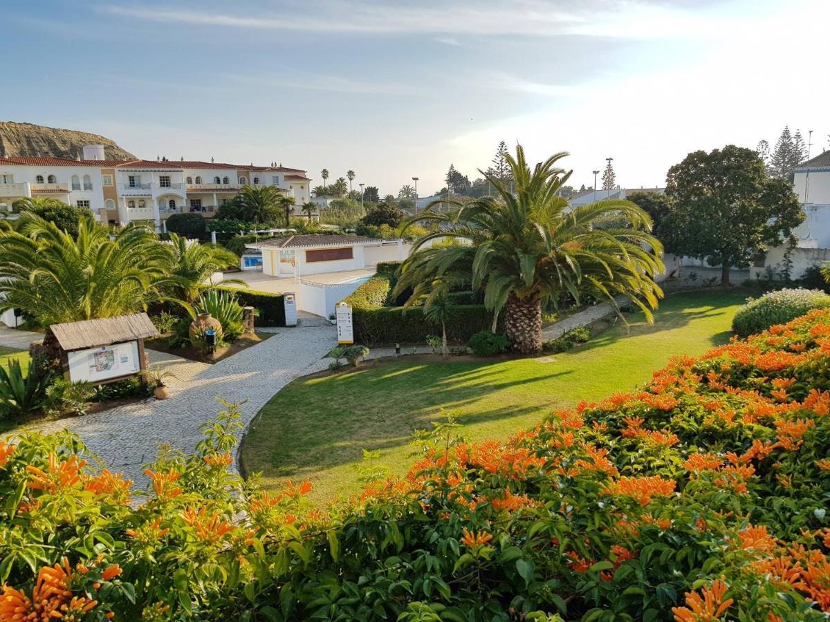 Luz Bay Hotel エクステリア 写真